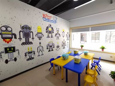 餐饮加盟与教育项目投资 双轨并行下的创业机遇与风险分析